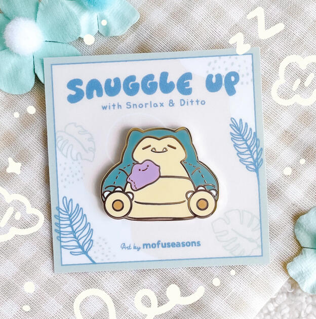 Snuggle Up Pin